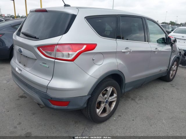 1FMCU0G95FUC81490 Ford ESCAPE SE
