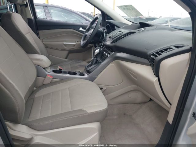 1FMCU0G95FUC81490 Ford ESCAPE SE