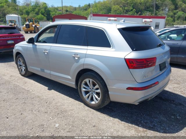 2018 AUDI Q7 WA1LAAF79JD019641 Photo 2