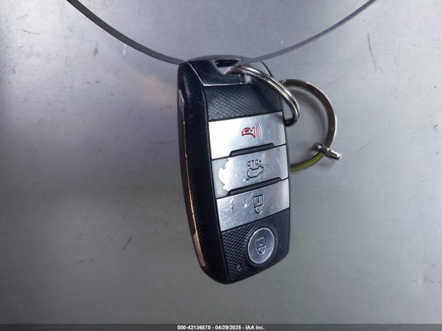 5XYKU4A74EG498074 KIA Sorento Ex V6