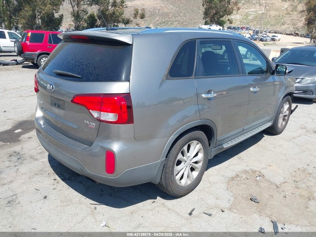 5XYKU4A74EG498074 KIA Sorento Ex V6