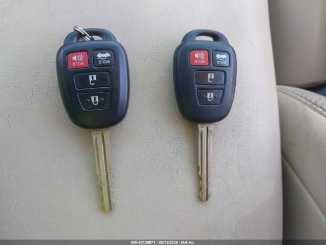 2T1BURHE6FC373060 Toyota Corolla S Plus