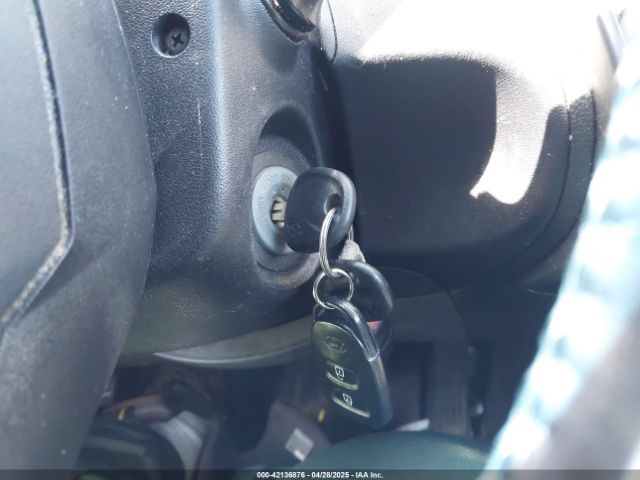 KM8JUCAG2EU847510 Hyundai TUCSON SE