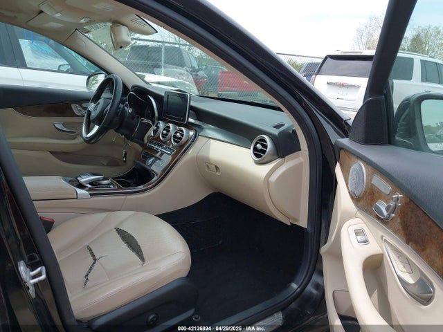 55SWF4KBXFU040013 Mercedes-Benz C 300 4matic/luxury 4matic/sport 4matic