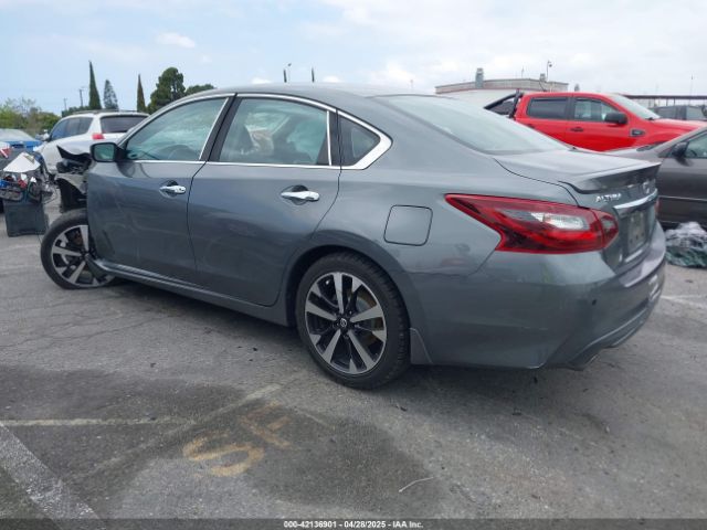 2018 NISSAN ALTIMA 1N4AL3AP2JC104553 Photo 2