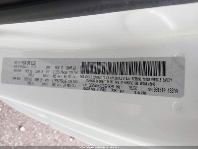 3C6MR4AJXKG680629 RAM 2500 Tradesman  4x2 8' Box