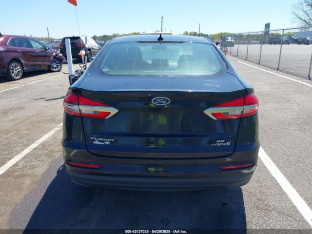 3FA6P0LU8KR192071 Ford Fusion Hybrid Se
