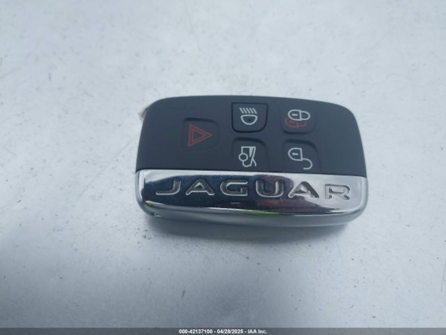 SAJWA1C70K8W18186 Jaguar Xj R-sport