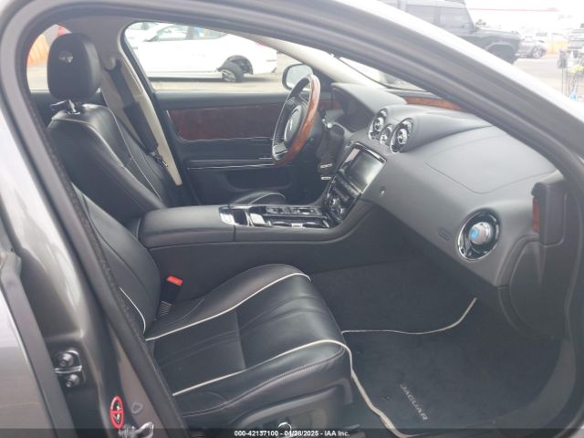 SAJWA1C70K8W18186 Jaguar Xj R-sport