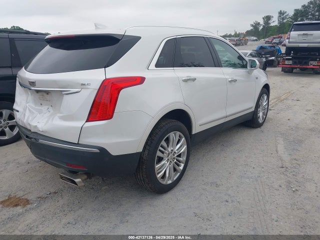 2017 CADILLAC XT5 1GYKNCRS1HZ111626 Photo 3