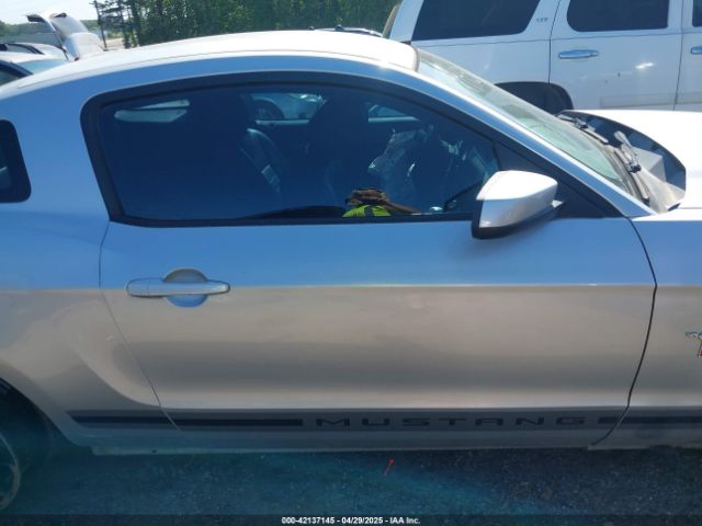 1ZVBP8AM3E5282419 Ford Mustang V6 Premium