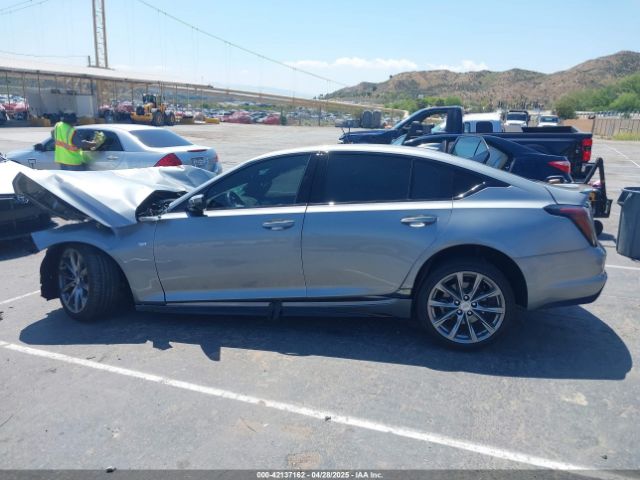 1G6DP5RK6R0125499 Cadillac lsy
