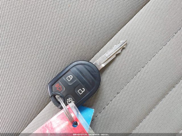 1FAHP2D88HG114640 Ford TAURUS SE