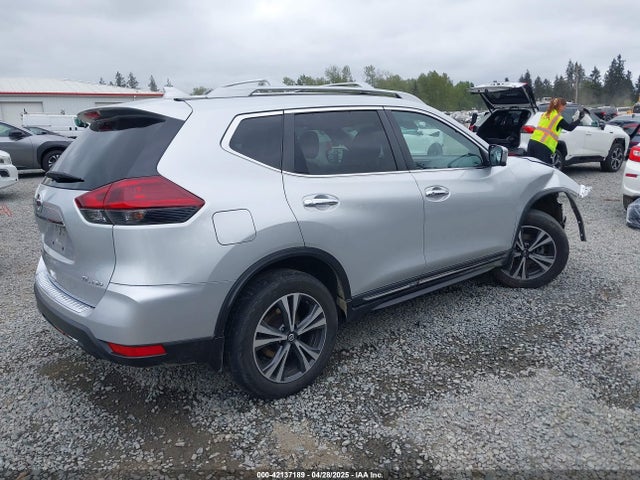 5N1AT2MV4JC834989 Nissan Rogue Sl