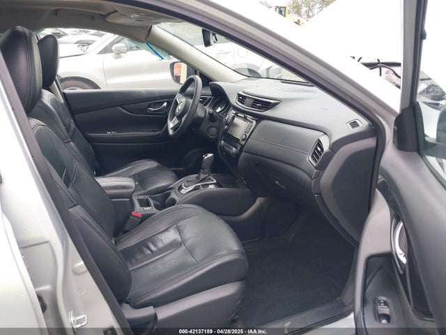 5N1AT2MV4JC834989 Nissan Rogue Sl