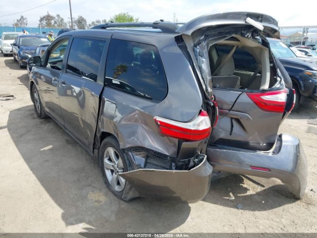 5TDKK3DC8FS594979 Toyota Sienna Le 8 Passenger