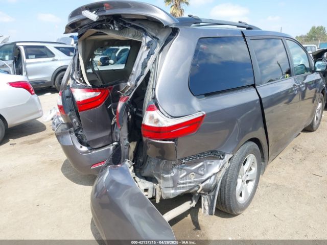 5TDKK3DC8FS594979 Toyota Sienna Le 8 Passenger