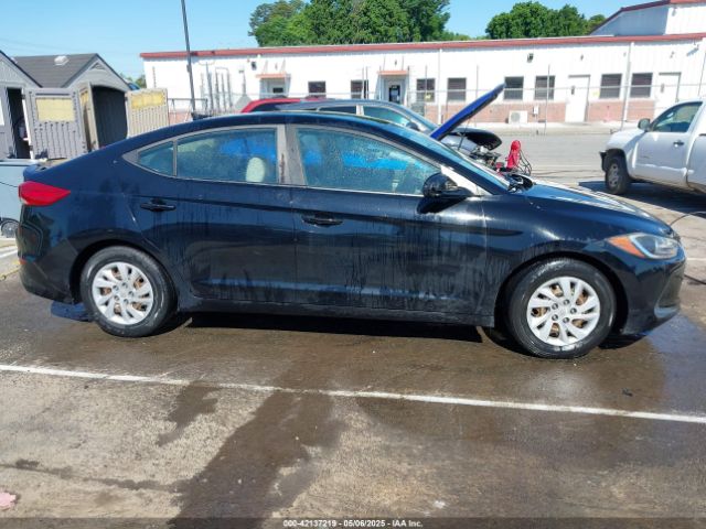KMHD74LF5HU122504 Hyundai ELANTRA SE