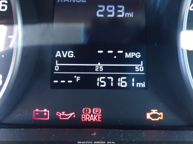 KMHD74LF5HU122504 Hyundai ELANTRA SE
