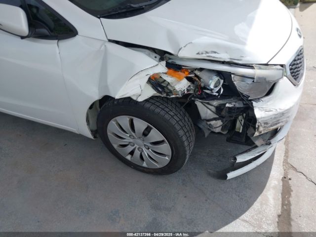 KNAFK5A88G5547968 KIA FORTE LX