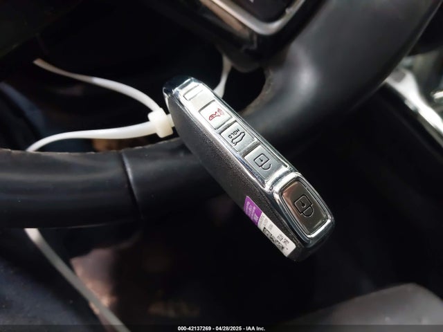 5XYRKDLF6NG106303 KIA Sorento X-line Sx Prestige