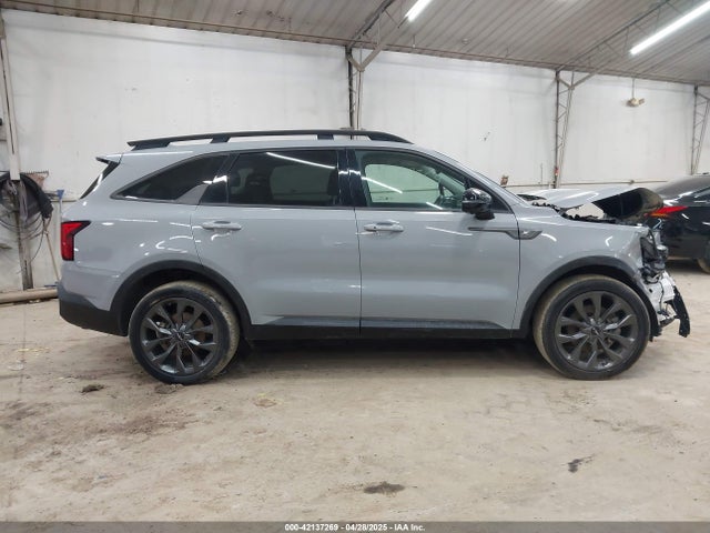 5XYRKDLF6NG106303 KIA Sorento X-line Sx Prestige