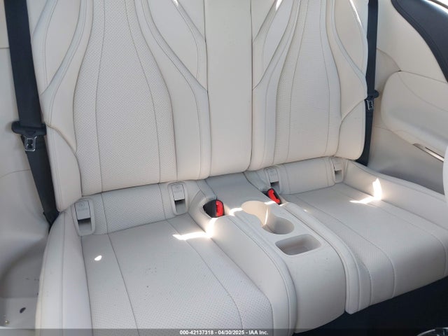 W1KMJ6BB6SF050696 Mercedes-Benz m256