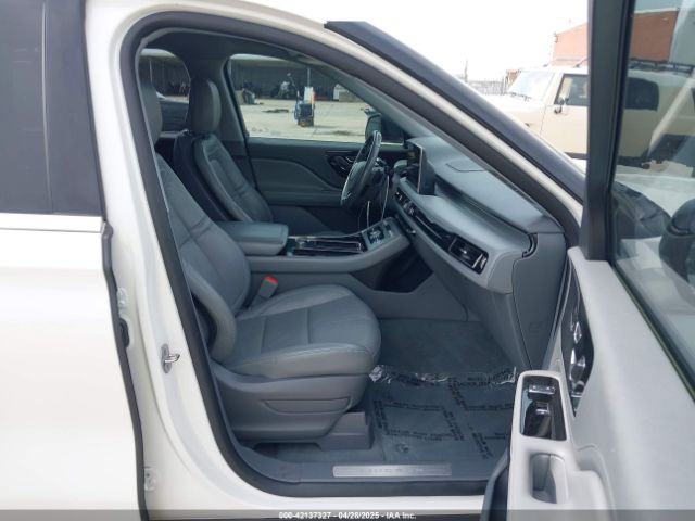 2020 LINCOLN AVIATOR 5LM5J7WC1LGL28593 Photo 4
