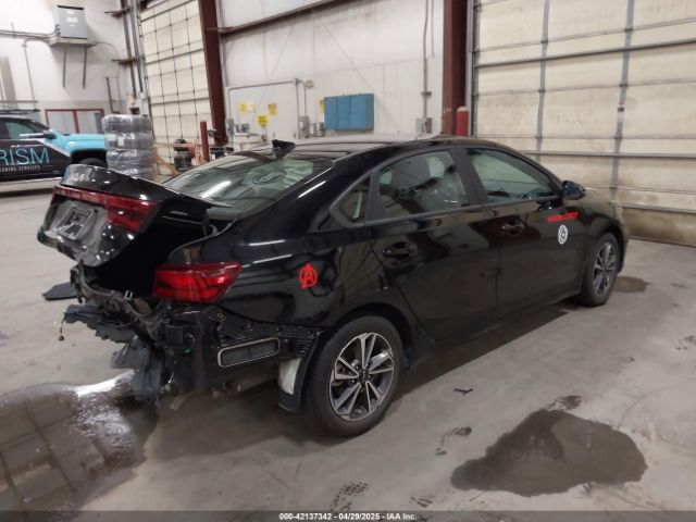 3KPF24AD4PE646186 KIA Forte Lxs
