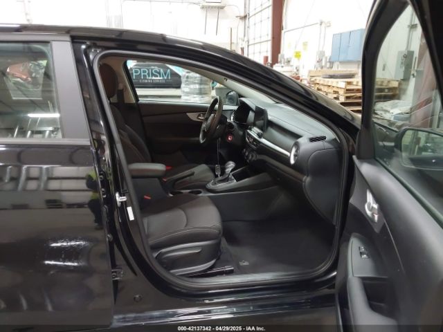 3KPF24AD4PE646186 KIA Forte Lxs