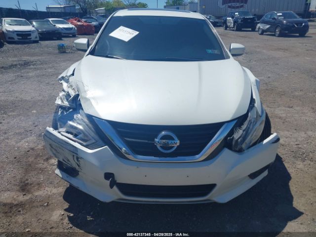 1N4AL3AP2JC225647 Nissan Altima 2.5 Sv