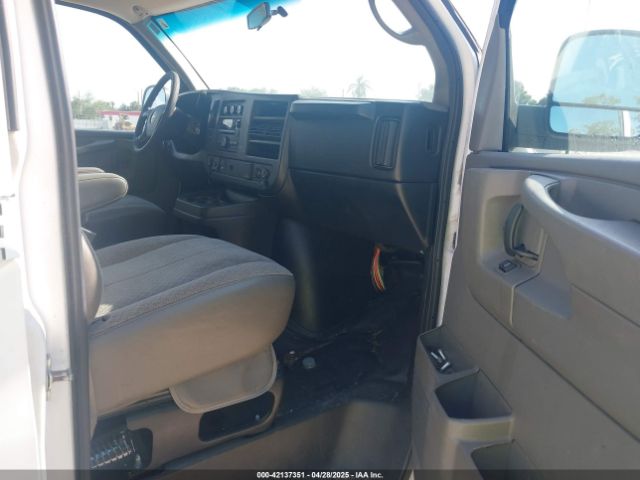 1GCWGFCF1F1278899 Chevrolet Express 2500 Work Van