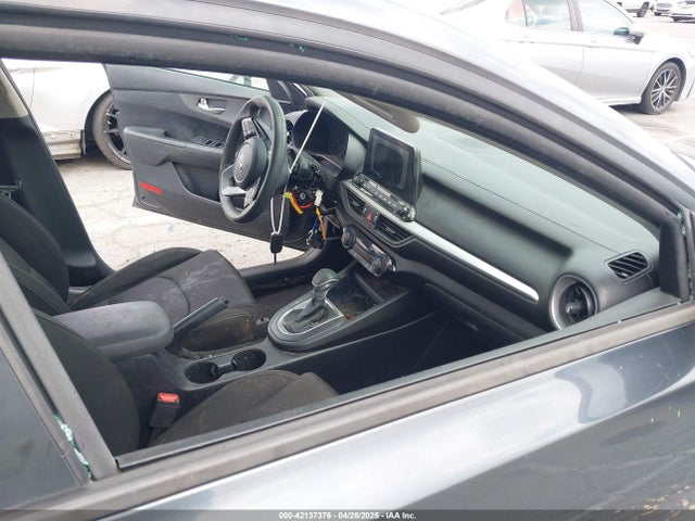 3KPF24AD5KE074196 KIA FORTE FE