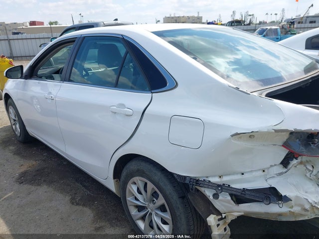4T1BF1FK9HU705515 Toyota CAMRY LE