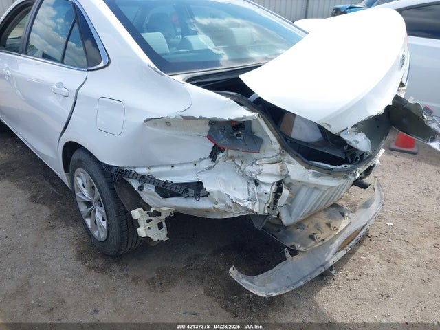 4T1BF1FK9HU705515 Toyota CAMRY LE