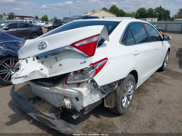 4T1BF1FK9HU705515 Toyota CAMRY LE