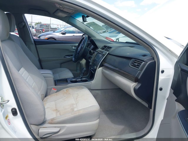 4T1BF1FK9HU705515 Toyota CAMRY LE
