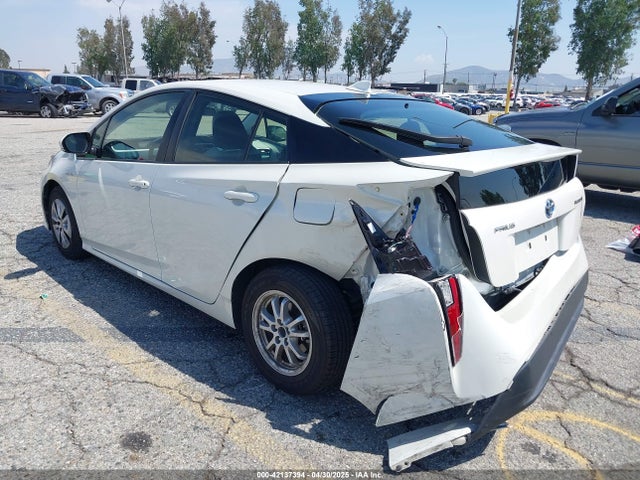 JTDKARFUXG3511034 Toyota Prius Three