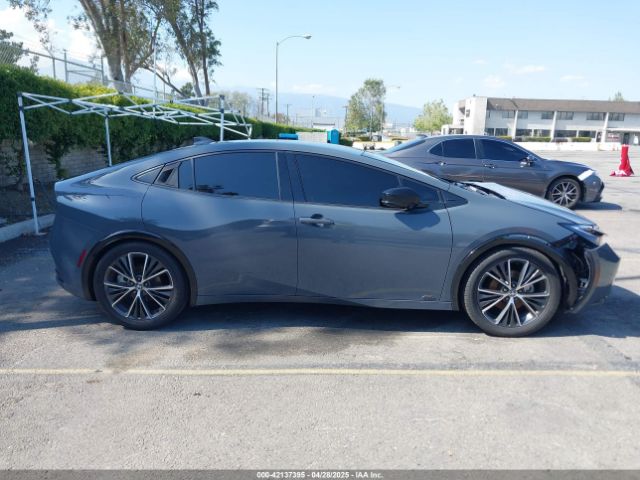 JTDADABU6P3001399 Toyota Prius Xle Awd-e