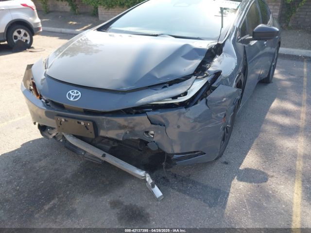 JTDADABU6P3001399 Toyota Prius Xle Awd-e