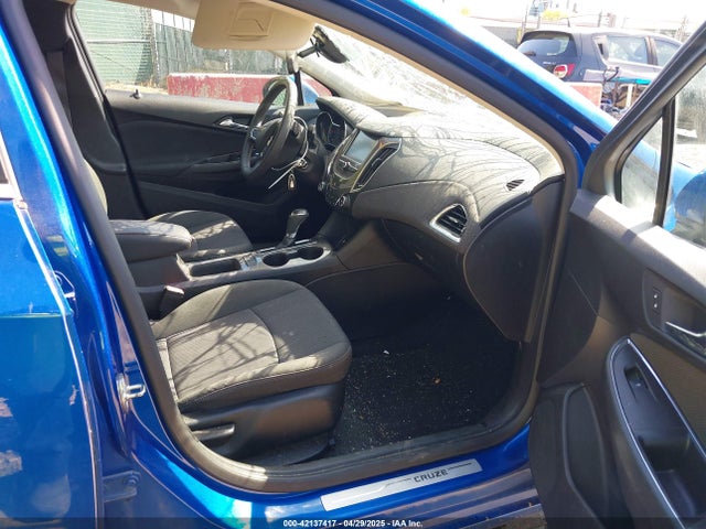 1G1BE5SM7H7185330 Chevrolet Cruze Lt Auto