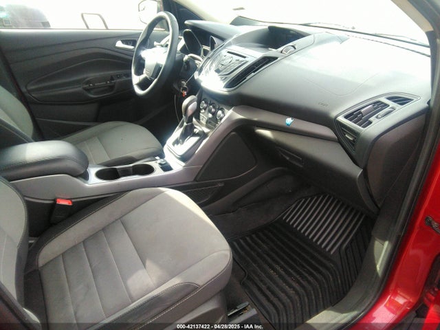 1FMCU9G96FUB94525 Ford ESCAPE SE