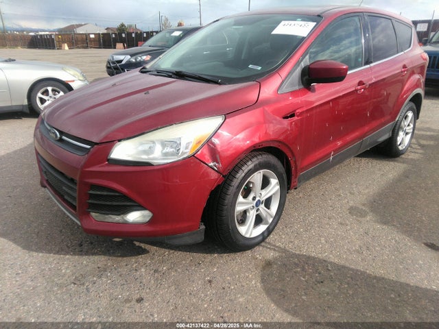 1FMCU9G96FUB94525 Ford ESCAPE SE