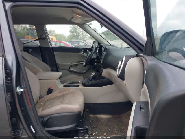 2021 KIA SOUL KNDJ23AU6M7773554 Photo 4