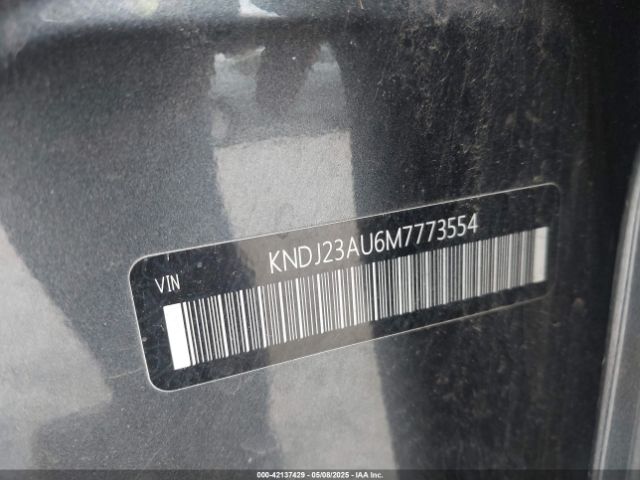 2021 KIA SOUL KNDJ23AU6M7773554 Photo 8