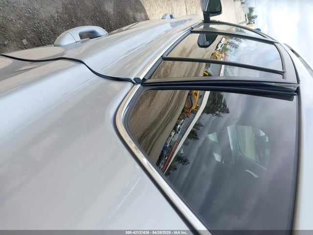 2T3RFREV9GW463212 Toyota Rav4 Xle