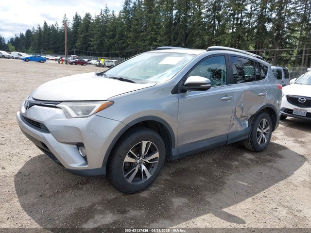 2T3RFREV9GW463212 Toyota Rav4 Xle