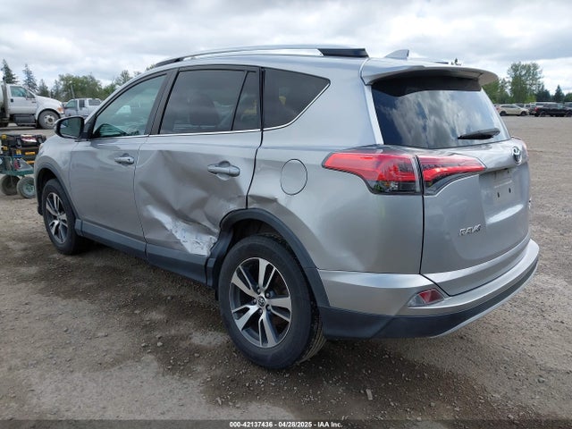 2T3RFREV9GW463212 Toyota Rav4 Xle