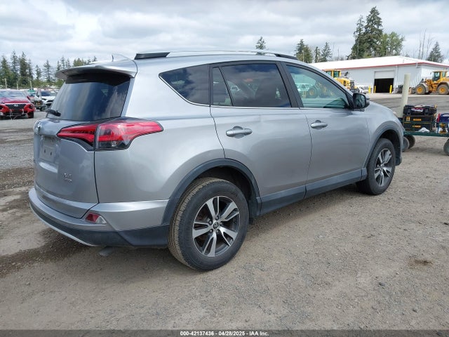 2T3RFREV9GW463212 Toyota Rav4 Xle