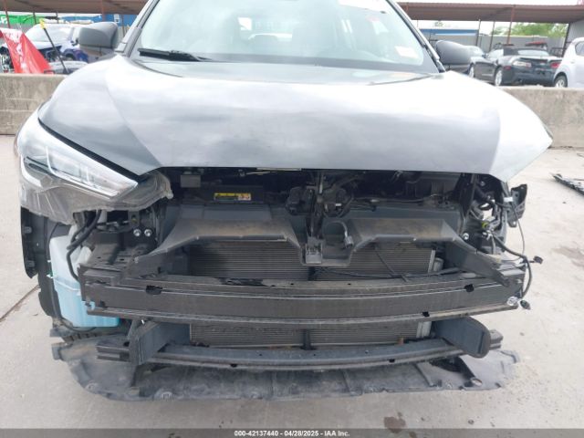 7MUAAABG0RV084192 Toyota Corolla Cross L